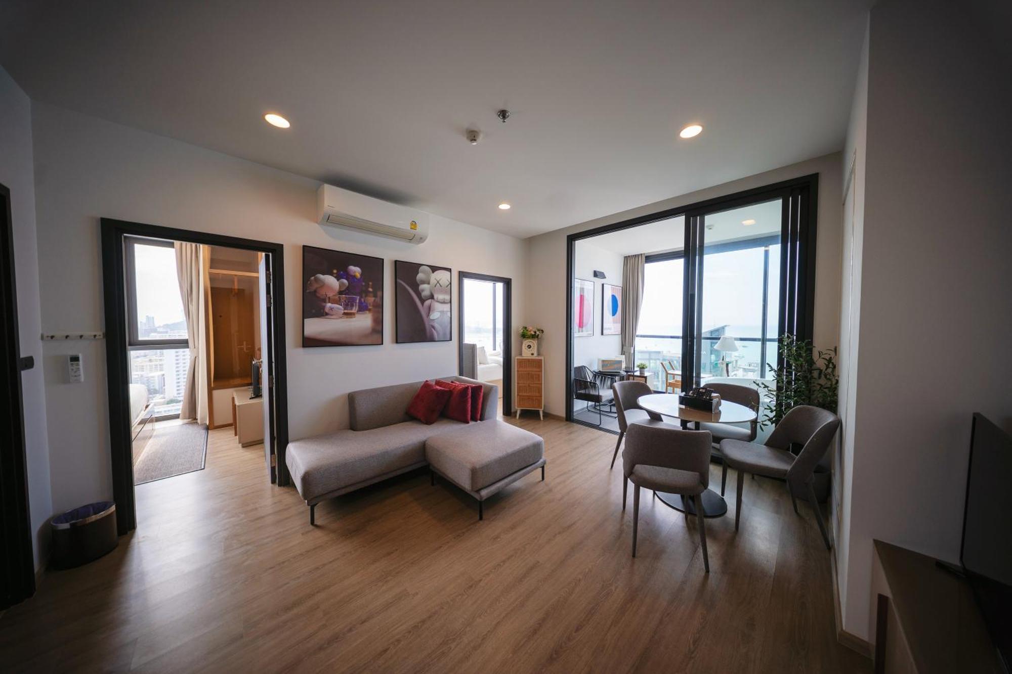 Appartement The Edge Sea View New Pattaya